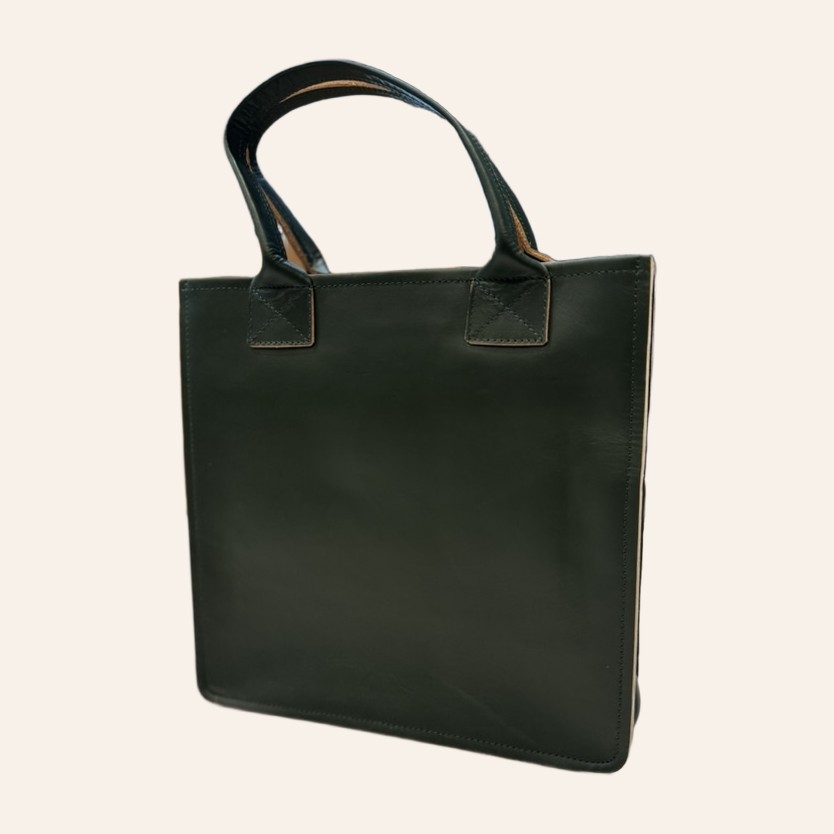 America Handbag (Full Grain Leather) — Forest green angle